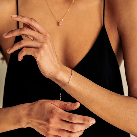 Embracing Mindfulness with Crystal Jewelry